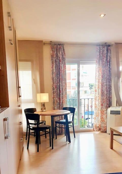 Lovely Studio In Centre Of Torre, Near The Beach Torre Del Mar Exterior photo